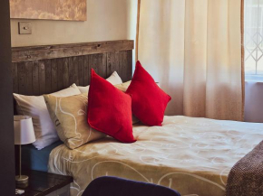 Deluxe Guest Suite at Warner Beach